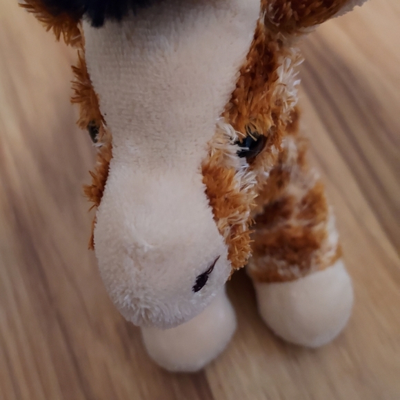 Aurora Plush Giraffe Stuffed Animal 8 Inches 2020 - Picture 9 of 10